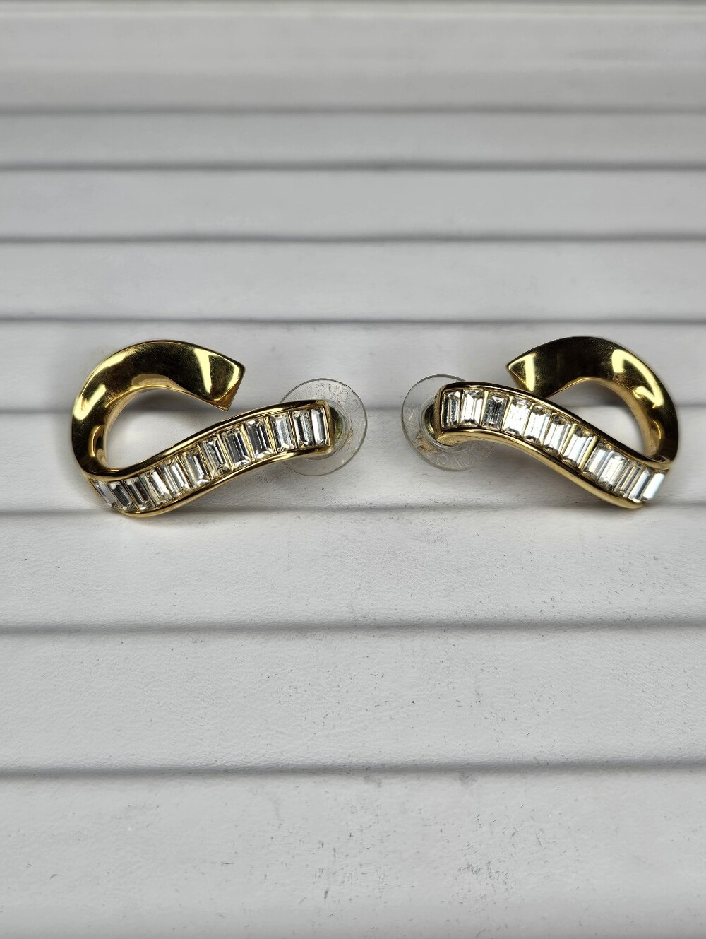 Vintage Swarovski Baguette Goldtone Pierced Earrings Signed - Picture 2 of 8